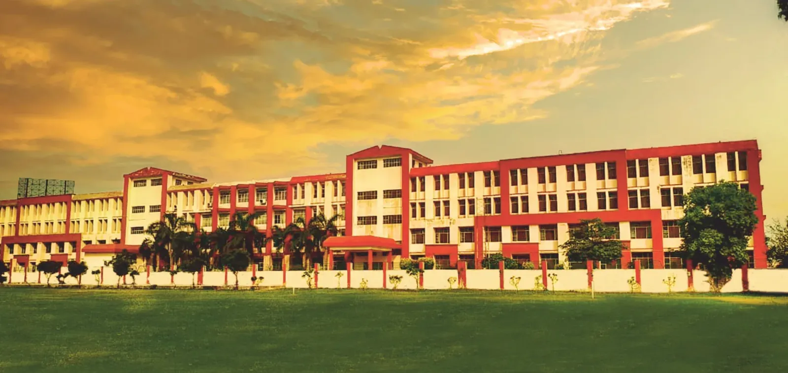 Academic block of the Vishveshwarya campus in Greater Noida at sunset